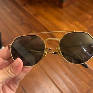 Ray-Ban Gold Frame Sunglasses with Dark Lenses